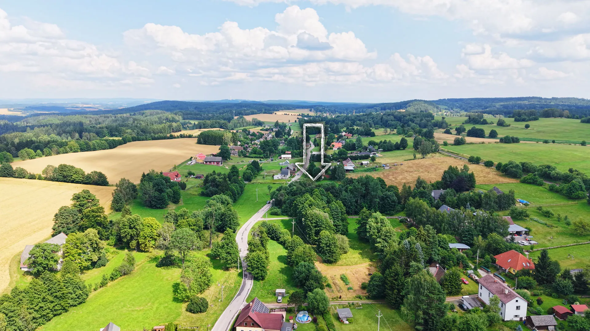 Stavební pozemek v Podkrkonoší – fotografie 3